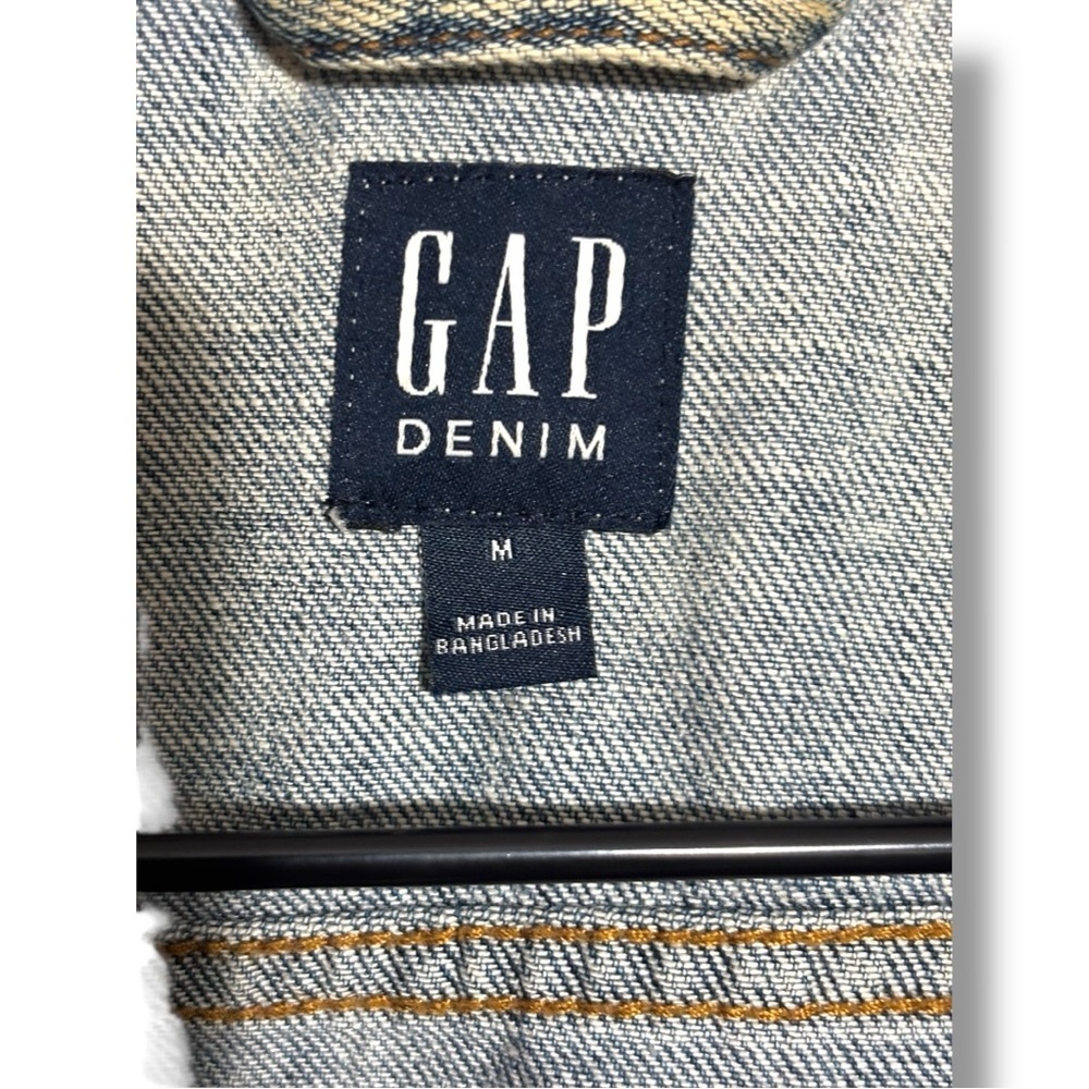Gap Classic Light Blue Button Front Closure Denim Jacket - Picture 15 of 16